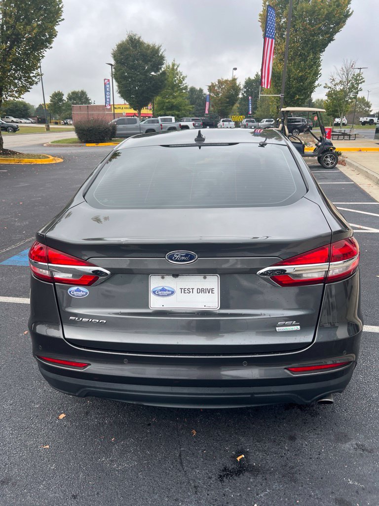 Used 2019 Ford Fusion SEL FWD image 5