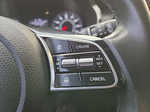 Used 2022 Kia Seltos EX image 34