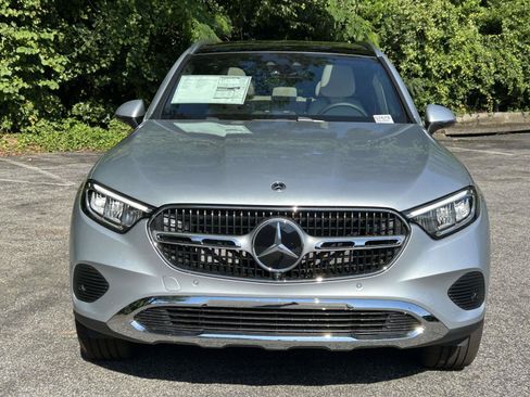 New 2027 Mercedes-Benz GLC 300 image 3