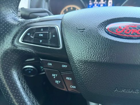 Used 2017 Ford Focus ST w/ Equipment Group 401A FWD image 34