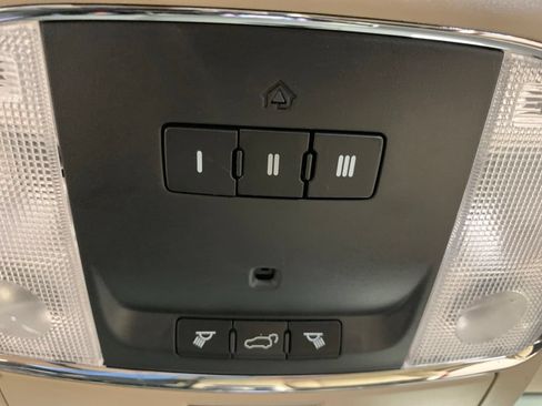 Used 2018 Jeep Grand Cherokee Limited RWD image 24