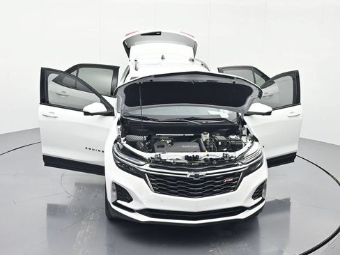 Used 2022 Chevrolet Equinox RS w/ Infotainment Package FWD image 45