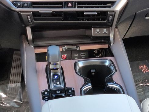 Used 2025 Lexus RX 350 Premium Plus w/ Convenience Package image 18