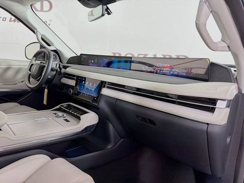 New 2026 Lincoln Navigator Reserve w/ Jet Appearance Package AWD/4WD image 33
