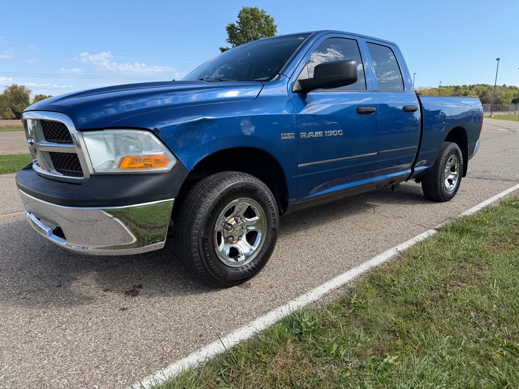Used 2011 RAM 1500 ST w/ ST Popular Equipment Group AWD/4WD image 3
