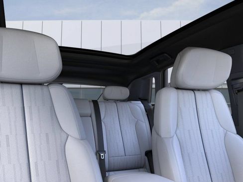 New 2026 Cadillac Lyriq Luxury w/ LPO, Floor Liner Package AWD/4WD image 24