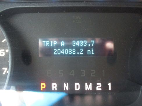 Used 2014 Ford F150 STX w/ Equipment Group 201A Mid image 17