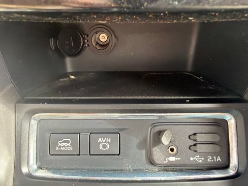 Used 2019 Subaru Ascent Limited AWD/4WD image 30