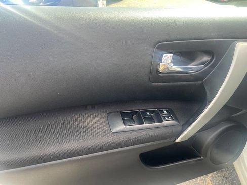 Used 2012 Nissan Rogue S w/ Special Edition Pkg image 10