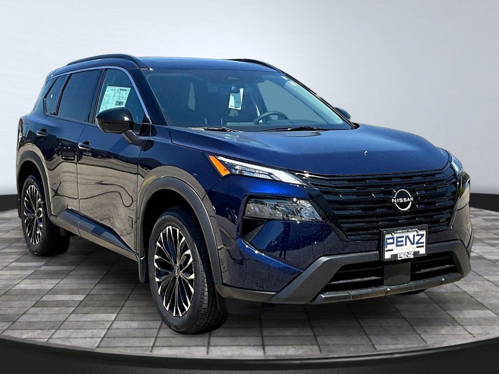 Used 2026 Nissan Rogue Dark Armor AWD/4WD image 2