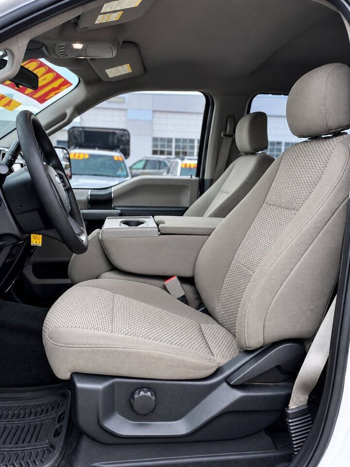 Used 2019 Ford F150 XLT w/ Trailer Tow Package AWD/4WD image 3