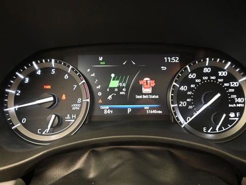 Used 2021 Toyota Highlander Limited FWD image 11