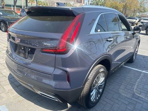 Certified 2025 Cadillac XT4 Premium Luxury image 4
