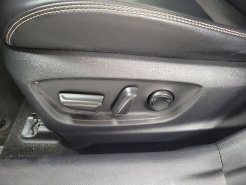 Used 2020 Toyota Corolla XLE image 20