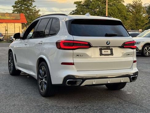 Used 2022 BMW X5 xDrive40i w/ M Sport Package AWD/4WD image 8
