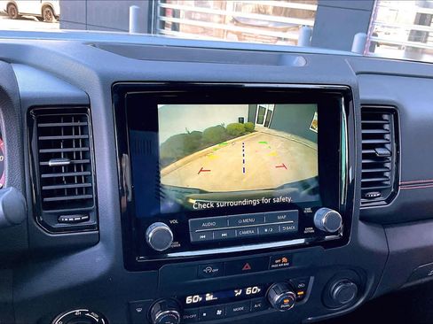 Used 2024 Nissan Frontier PRO-4X w/ Technology Package image 24