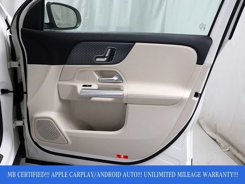 Certified 2025 Mercedes-Benz GLA 250 4MATIC image 33