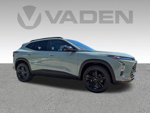 New 2026 Chevrolet Trax ACTIV image 3