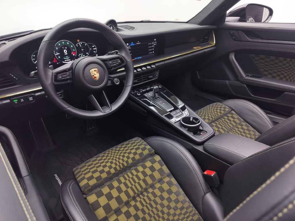 Certified 2026 Porsche 911 Carrera GTS RWD image 4