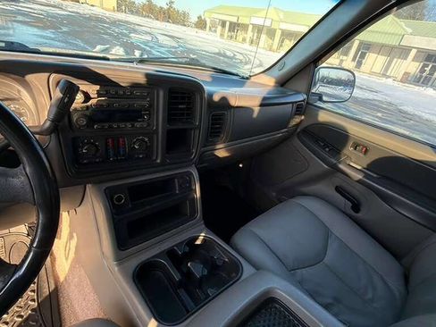 Used 2003 Chevrolet Tahoe LS image 12