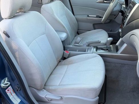 Used 2010 Subaru Forester 2.5XT Premium image 12