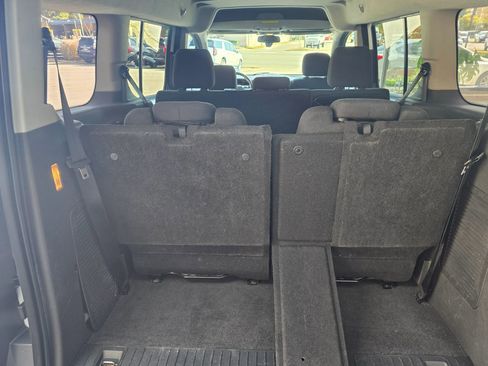 Used 2018 Ford Transit Connect XL image 17