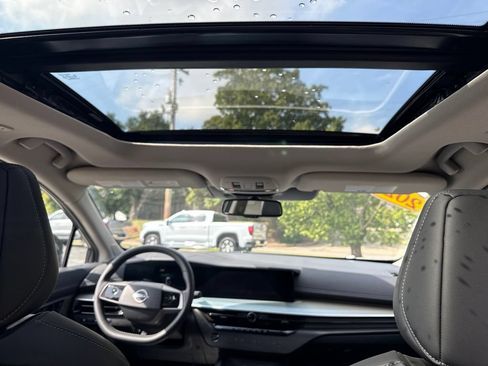 Used 2025 Nissan Murano SL AWD/4WD image 9