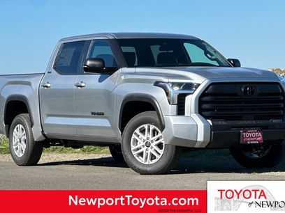 New 2026 Toyota Tundra SR5 w/ SR5 Premium Package