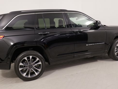 Used 2022 Jeep Grand Cherokee Overland image 9