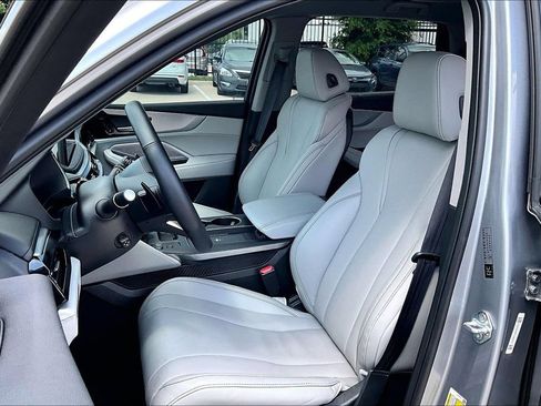 Certified 2026 Acura MDX FWD w/ Technology Package image 31