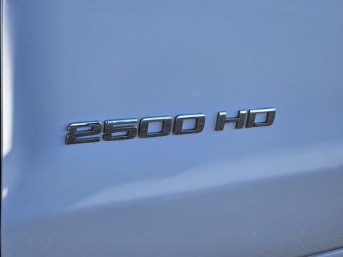 Used 2018 Chevrolet Silverado 2500 W/T w/ WT Convenience Package image 7