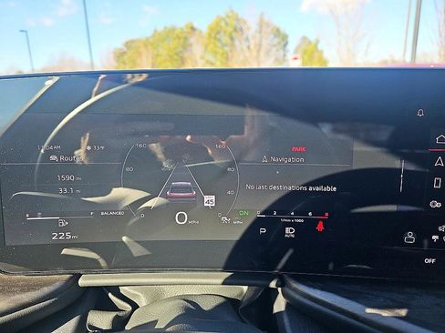 Used 2025 Audi Q5 Premium Plus w/ Premium Plus image 17