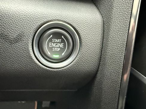 New 2026 GMC Acadia AT4 w/ Luxury Package image 19