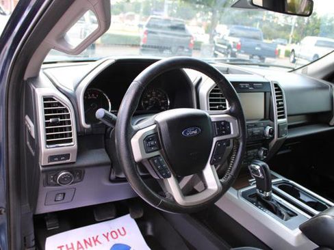 Used 2015 Ford F150 Lariat w/ Equipment Group 502A Luxury AWD/4WD image 15