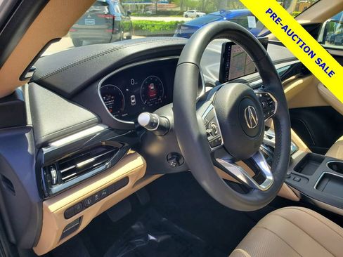 Certified 2025 Acura MDX FWD w/ Technology Package image 16
