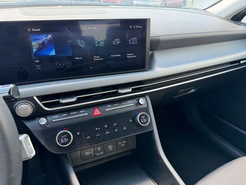 Used 2025 Hyundai Sonata SEL FWD image 13