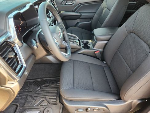 New 2026 GMC Canyon Elevation w/ Convenience Package image 16