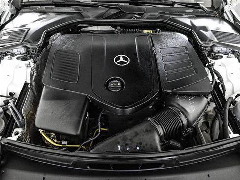 Used 2025 Mercedes-Benz C 300 4MATIC Sedan image 24