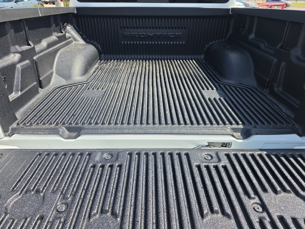 New 2027 Nissan Frontier SV w/ Tow Package RWD image 27