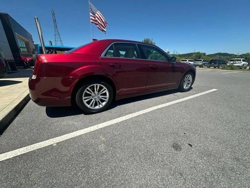 Used 2020 Chrysler 300 Touring L w/ Quick Order Package 2EF RWD image 8