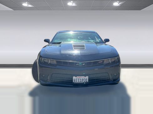 Used 2015 Chevrolet Camaro SS w/ RS Package RWD image 4