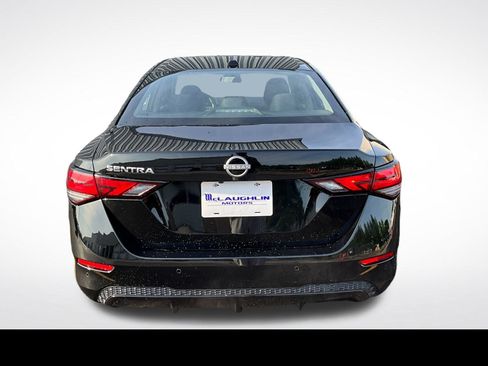 Used 2025 Nissan Sentra SV FWD image 12