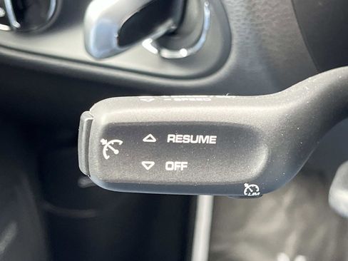 Used 2022 Porsche Macan S AWD/4WD image 40