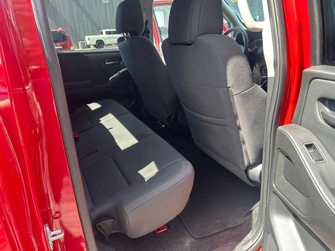 Certified 2022 Nissan Frontier S w/ Technology Package AWD/4WD image 24