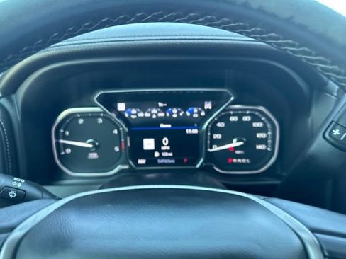 Used 2023 GMC Sierra 3500 Denali w/ Denali Ultimate Package AWD/4WD image 19