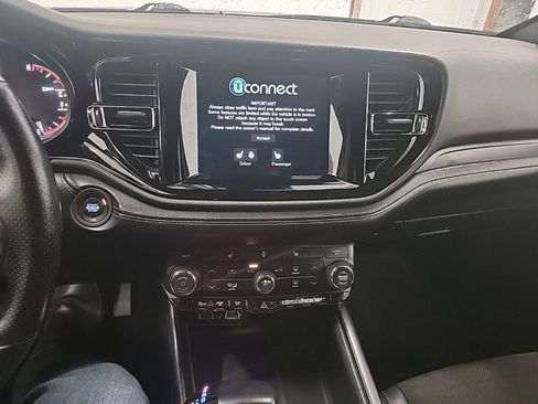 Used 2022 Dodge Durango GT image 18