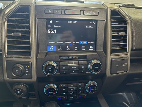 Used 2019 Ford F150 Raptor w/ Equipment Group 802A Luxury image 10