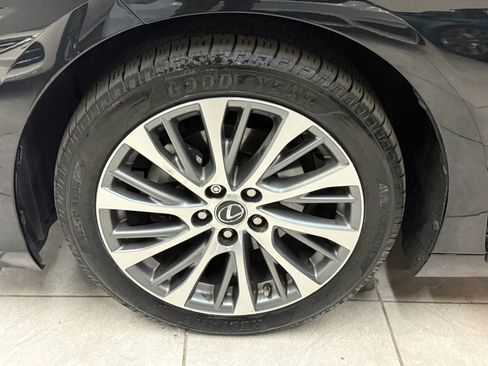 Used 2021 Lexus ES 250 w/ Premium Package image 39