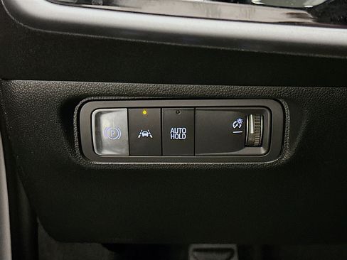 Used 2025 Honda Prologue Touring image 17