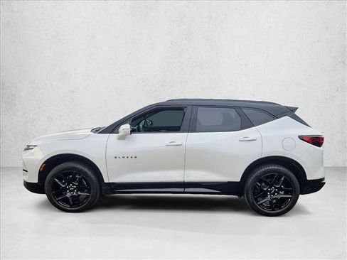 Used 2023 Chevrolet Blazer RS w/ Driver Confidence II Package FWD image 9